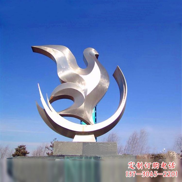 内江贴近自然的精美鸽子雕像