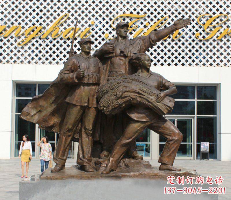 内江革命战士广场景观铜雕 (2)