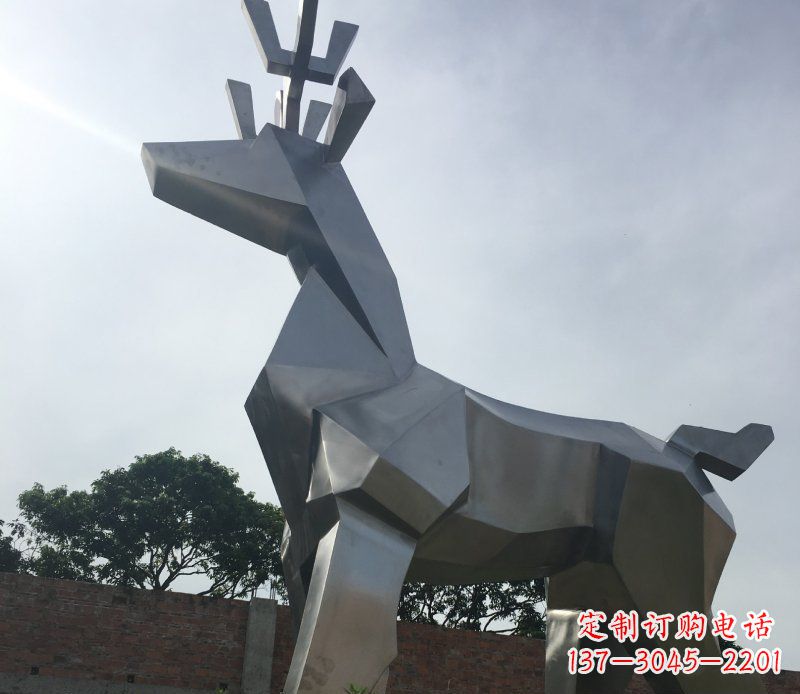 内江不锈钢几何鹿雕塑