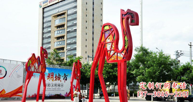 内江品质精良的公园不锈钢骆驼雕塑