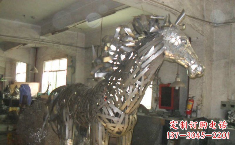 内江不锈钢抽象马动物雕塑