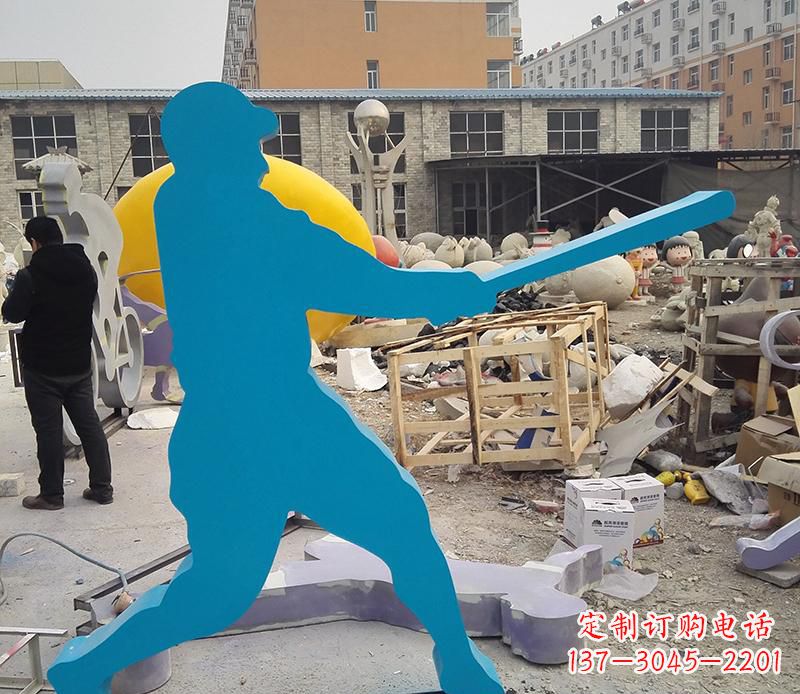 内江公园不锈钢打棒球雕塑2