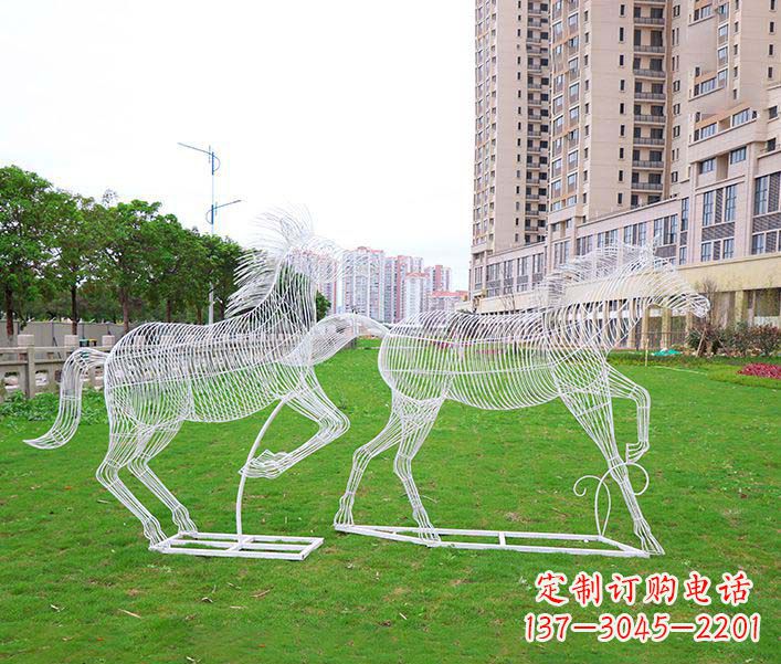 内江不锈钢马雕塑