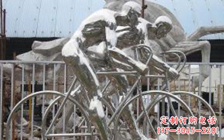内江铸造不锈钢骑自行车景观雕塑