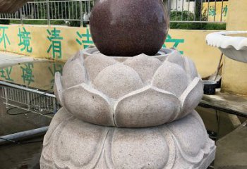 内江金色彩绘风水球雕塑