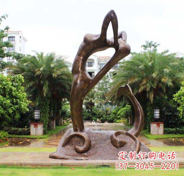 内江艺术美感之旅——抽象美人鱼雕塑