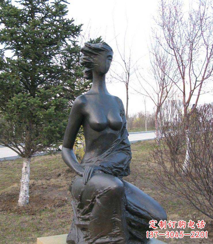 内江公园抽象女人人物铜雕1