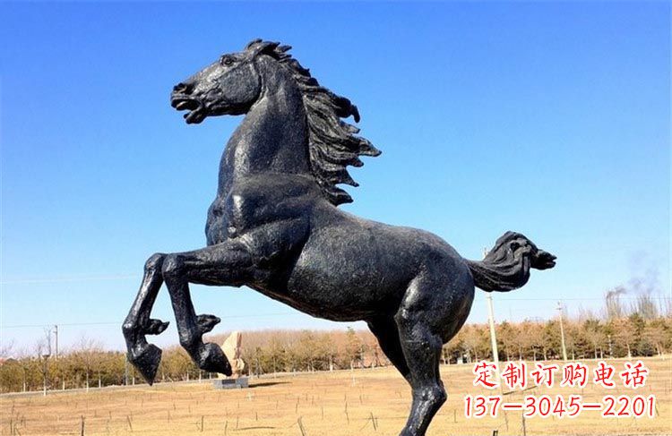 内江公园动物立马铜雕