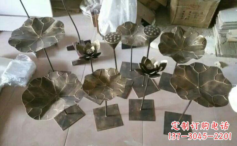 内江精美荷叶锻铜雕塑
