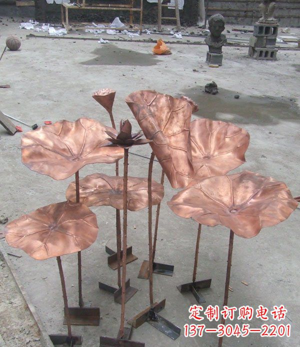 内江中领雕塑荷花锻铜雕塑