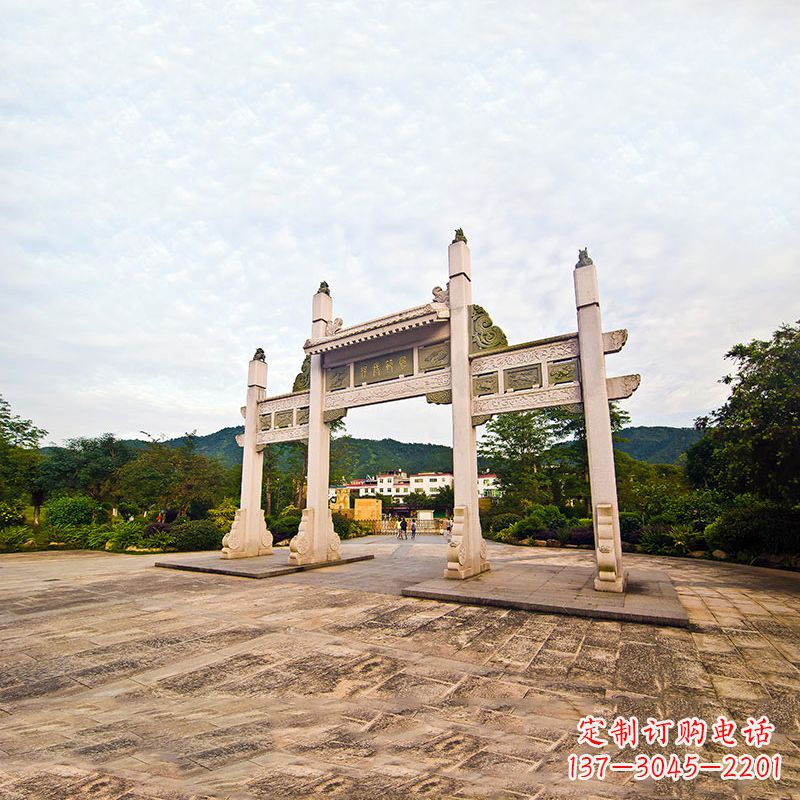 内江公园广场冲天式石牌坊