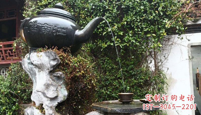 内江铜雕茶壶,雕刻美景,带您开启新的旅程