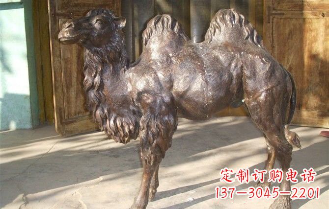 内江静谧与动感并存,宁州中领雕塑定制骆驼铜雕