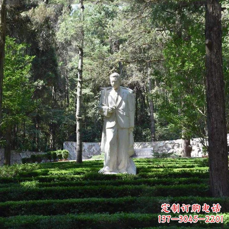 内江聂耳汉白玉石雕塑,追随伟大作曲家的足迹