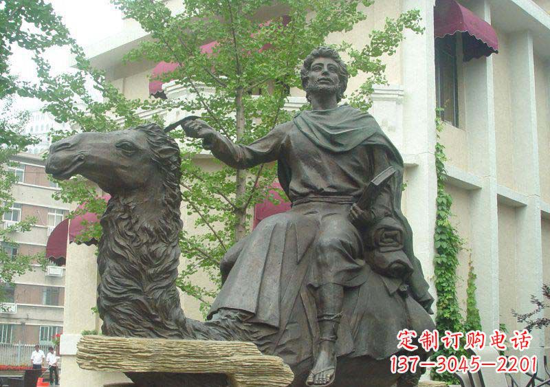 内江优雅而古老的骆驼雕塑