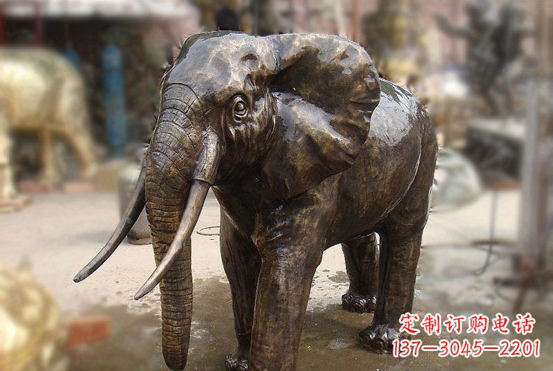 内江优雅而典雅的铜质大象雕塑
