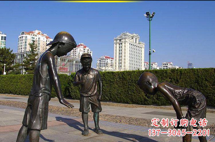 内江玻璃钢陀螺雕塑