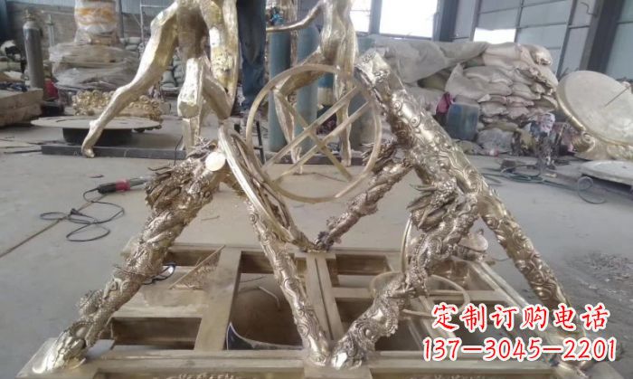 内江“百年古董浑天仪铜雕,让古典美触手可及”