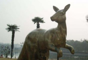 内江高贵雅致的袋鼠铜雕