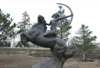 内江公园骑马女人射箭铜雕