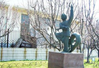 内江精致细腻的老人铜雕
