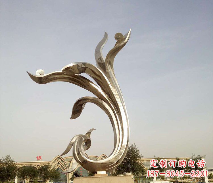 内江中国传统图案雕刻定制——高端不锈钢抽象金凤凰雕塑