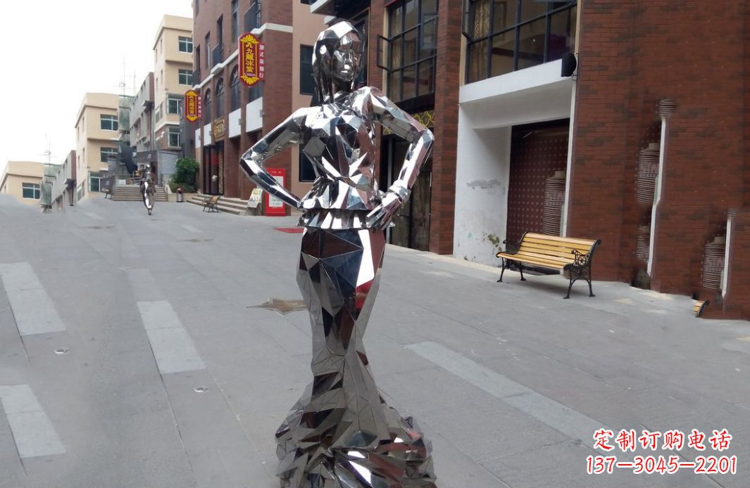 内江以美丽的姿态展示不锈钢美女雕塑