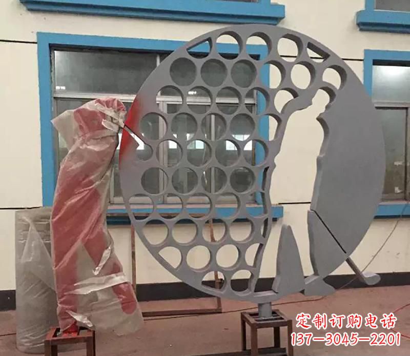 内江广场不锈钢打高尔夫球雕塑