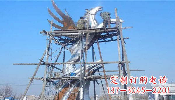 内江广场不锈钢飞马雕塑