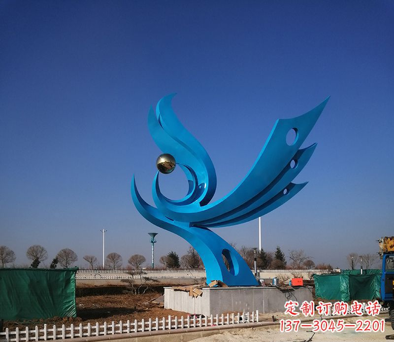 内江中领雕塑凤凰雕塑,象征着精致的品味