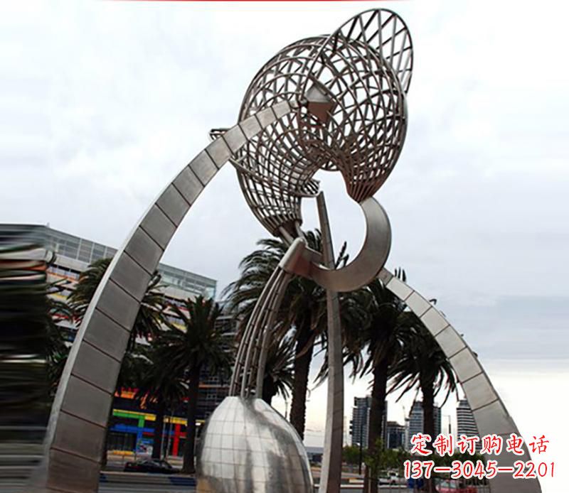 内江汇聚海洋精髓,深邃且富有艺术感的不锈钢海螺雕塑