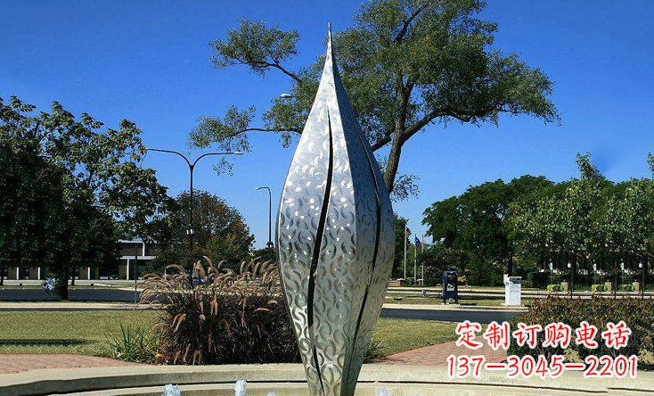 内江广场不锈钢花骨朵喷泉雕塑