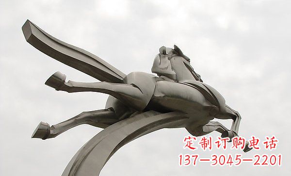 内江中领雕塑:高精度不锈钢一马当先雕塑