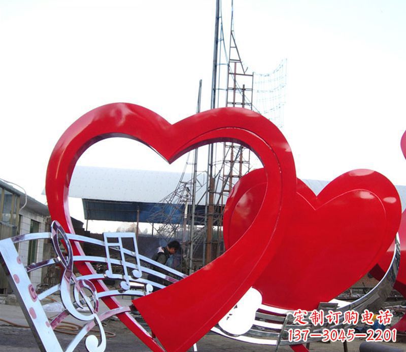 内江中领雕塑:音符桃心景观雕塑,给你的生活带去美妙的旋律