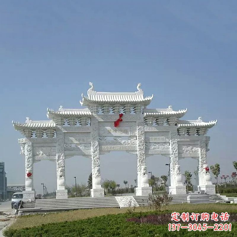 内江广场汉白玉五门石牌坊