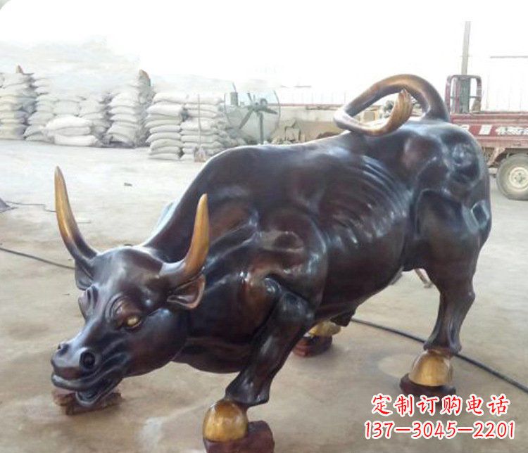 内江牛玻璃钢仿铜动物雕塑-把动物雕塑带入生活