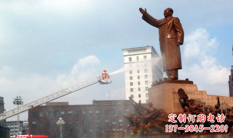 内江精致雕塑,极致致敬——毛主席景观铜雕