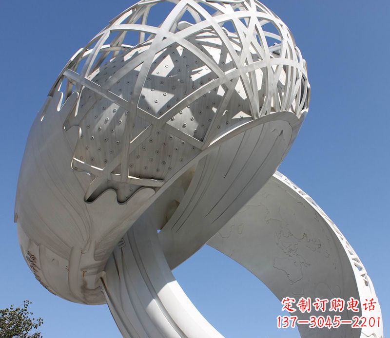 内江艺术品级不锈钢戒指雕塑