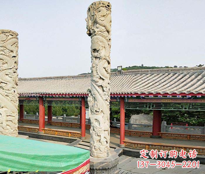 内江雕刻精致的大理石龙柱石雕