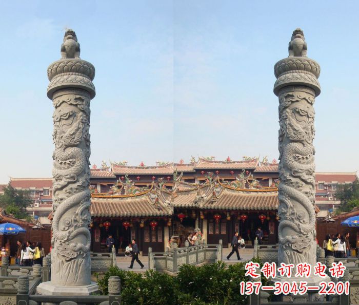 内江精美的汉白玉龙柱石雕塑