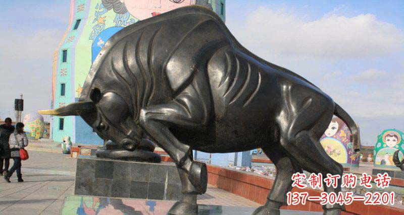 内江广场开荒牛动物铜雕