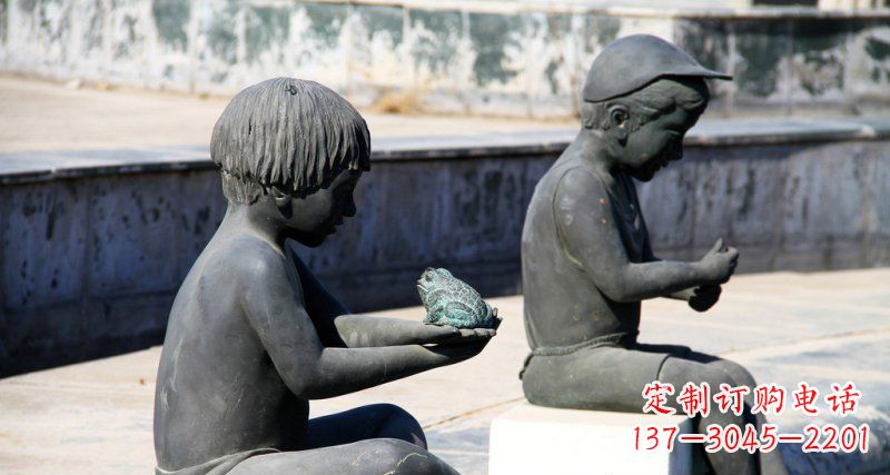 内江儿童景观铜雕,携带童趣的青蛙