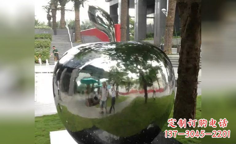 内江新奇优雅的苹果雕塑