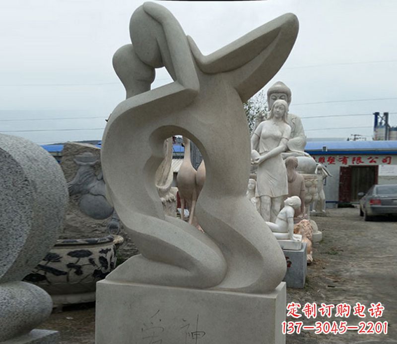 内江广场情侣人物石雕