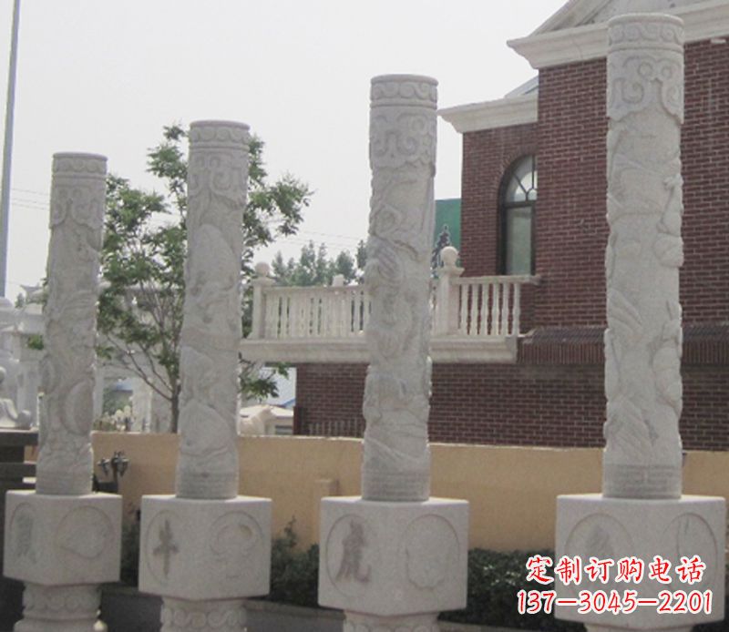 内江历久弥新的圆润十二生肖雕塑