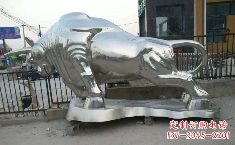 内江独特的拓荒牛不锈钢雕塑