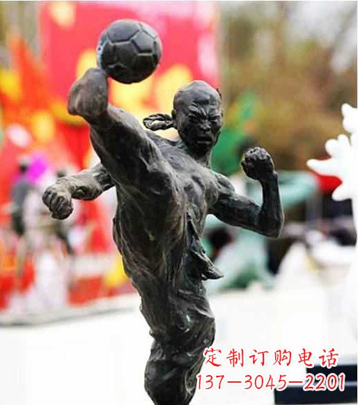 内江足球雕塑:展现无限自由