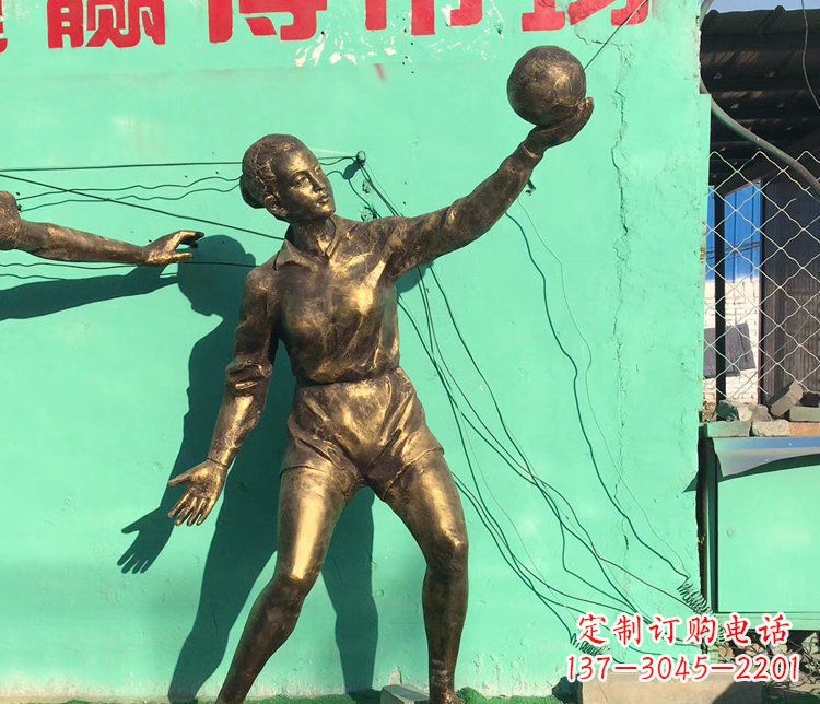 内江广场铜雕打排球学生人物雕塑