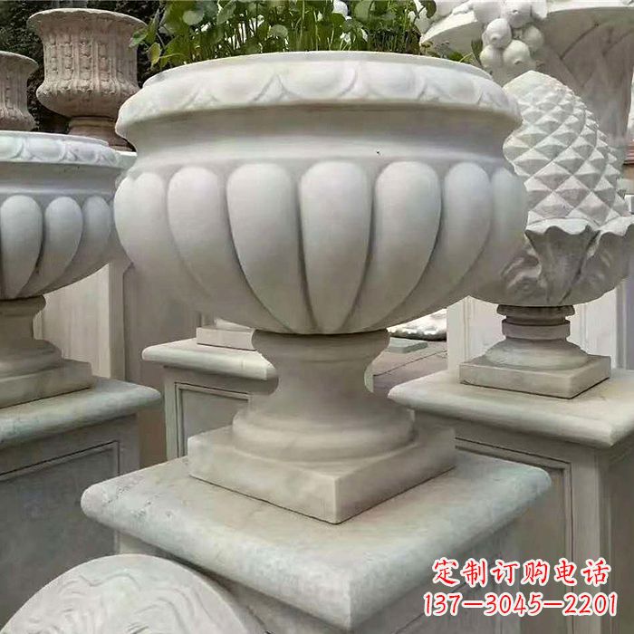 内江优雅的汉白玉花盆雕塑