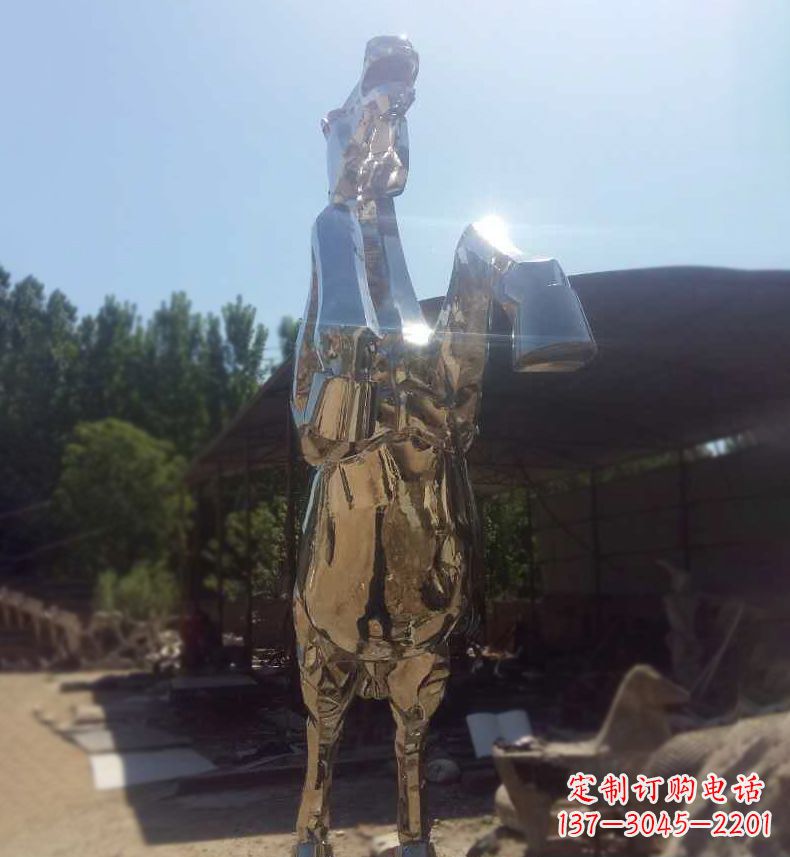 内江户外不锈钢镜面奔马雕塑